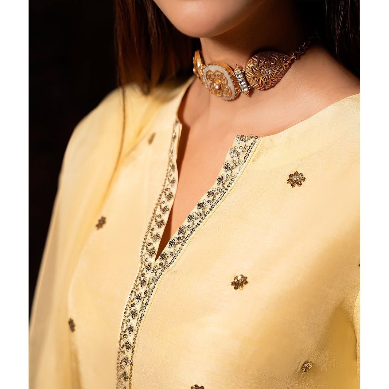 Sheenora Unstitched Dhanak Fabric 3-Piece Embroidered Suit