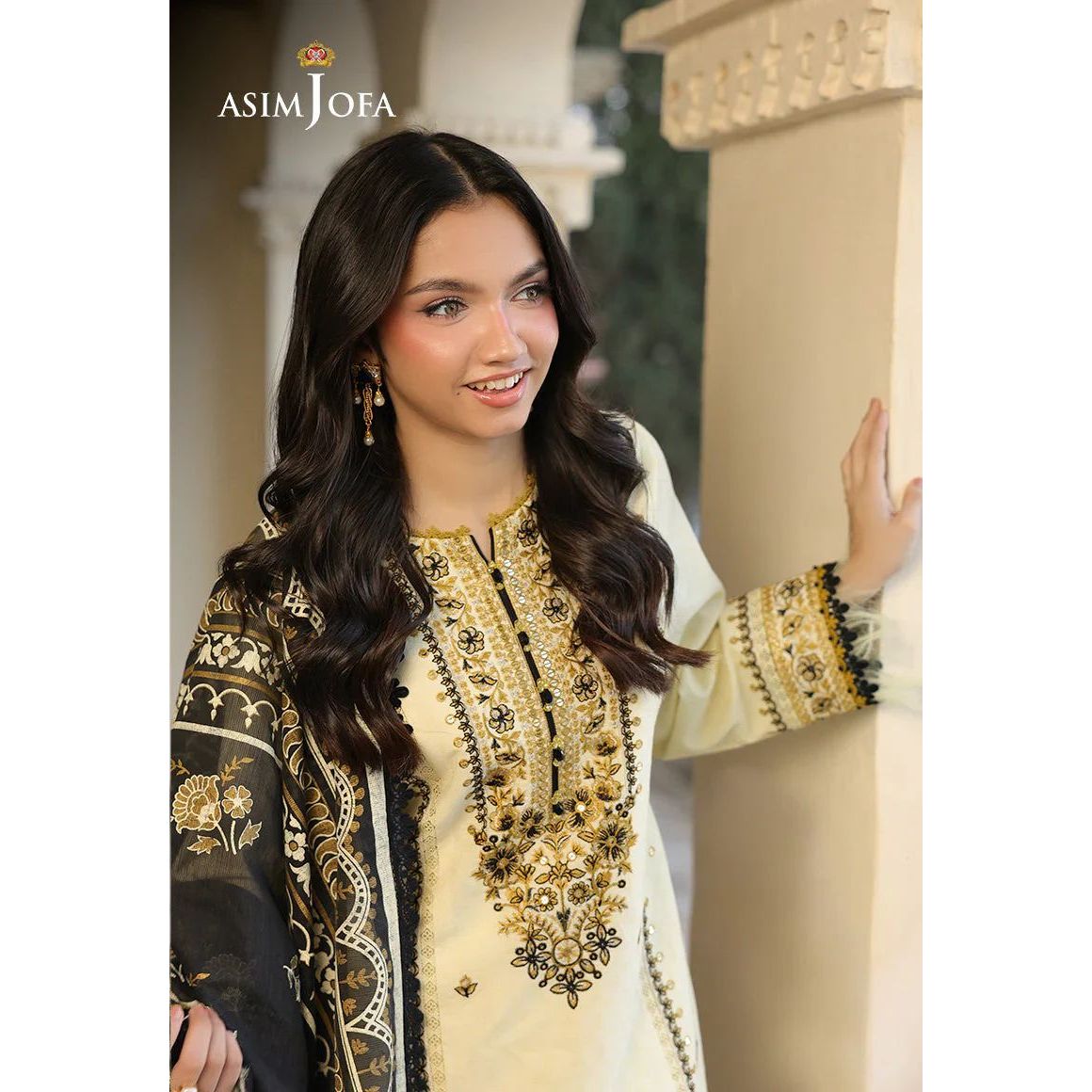 Asim Jofa Embroidered Airjet Lawn 3 Piece Suit with Monark Voil Dupatta