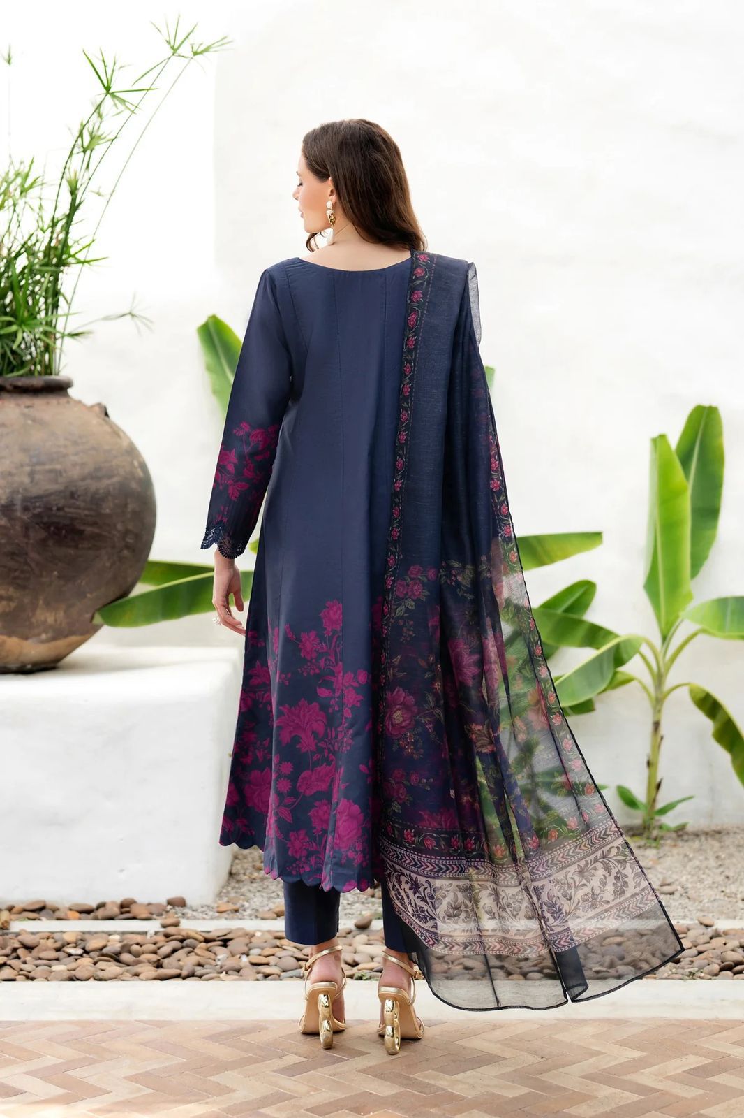 BRAND XENIA – Unstitched| Premium Digital Printed Lawn Suit